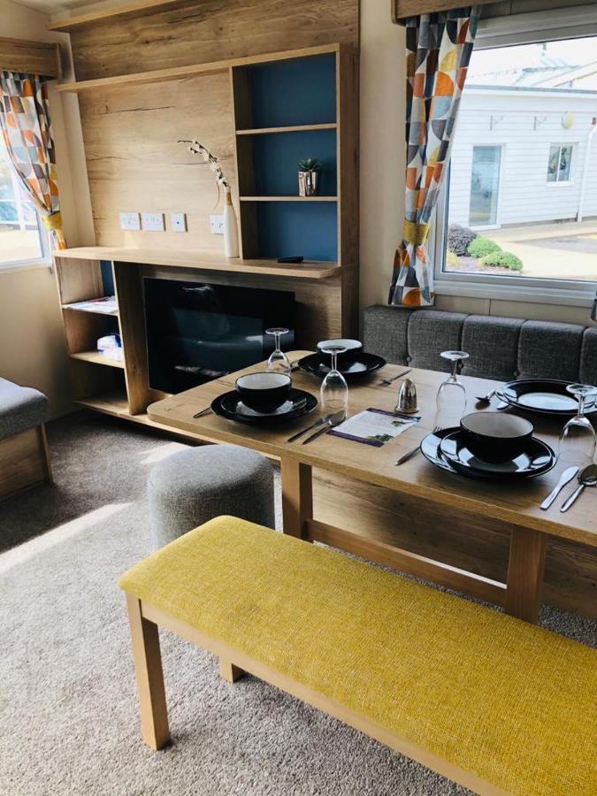 Apartamento Chalet, Balcony, Bbq, Sleeps 6, Lytchett Minster Exterior foto